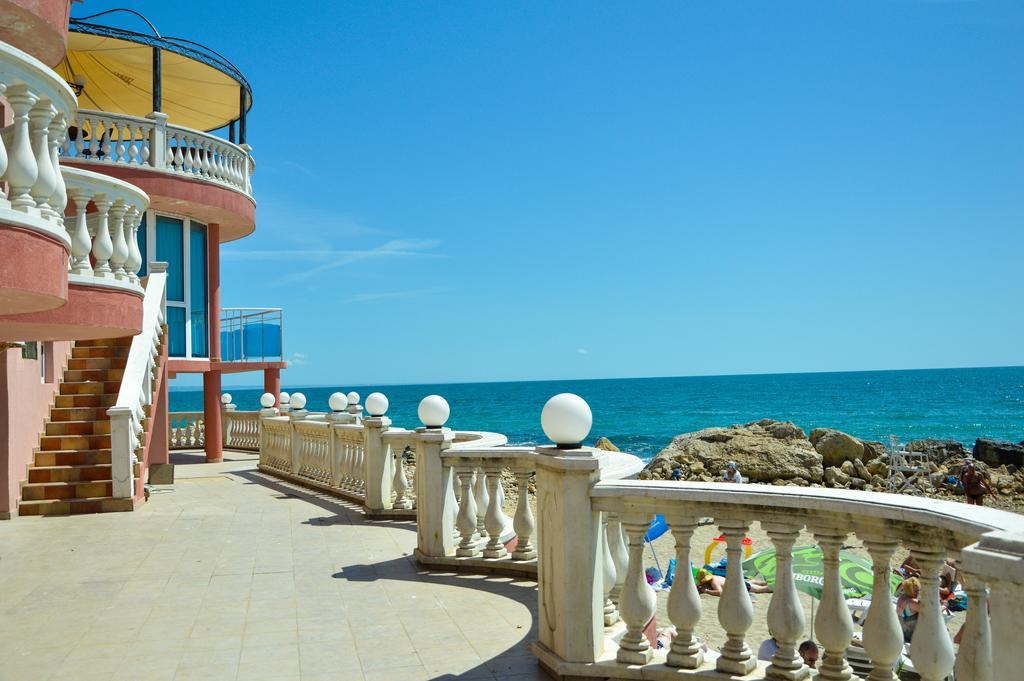 Spa Hotel Sirius Beach - Free Spa Access Saints Constantine and Helena Bagian luar foto